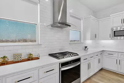 2557 Carmelita Street, Dallas, TX 75212 - Photo 20