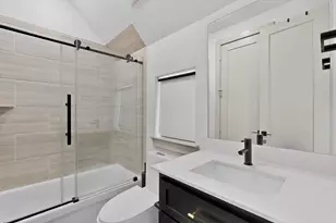 2557 Carmelita St, Dallas, TX 75212 - Photo 34