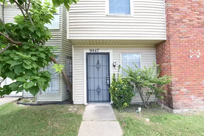 9447 Olde Towne Row, Dallas, TX 75227 - Photo 2