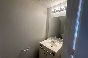 9447 Olde Towne Row, Dallas, TX 75227 - Photo 8