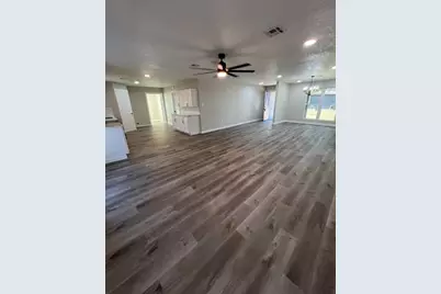 916 W Elizabeth Drive, Robinson, TX 76706 - Photo 6