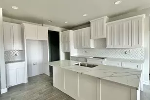 2008 Collin St, Weatherford, TX 76085 - Photo 6