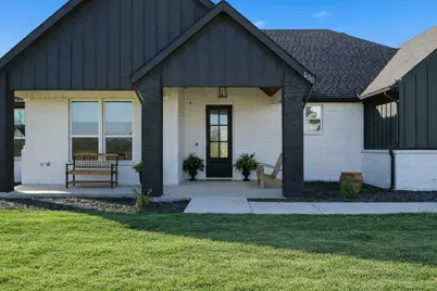 100 Buddy Court, Millsap, TX 76066 - Photo 4