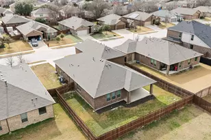 532 Redding Dr, Saginaw, TX 76131 - Photo 34