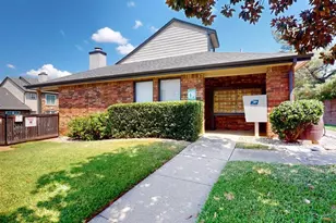 833 W Harwood Rd, Hurst, TX 76054 - Photo 36