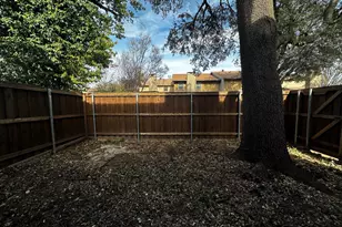 3111 Duck Creek Pkwy, Garland, TX 75044 - Photo 18