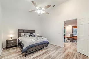 1902 Shorewood Dr, Grapevine, TX 76051 - Photo 32