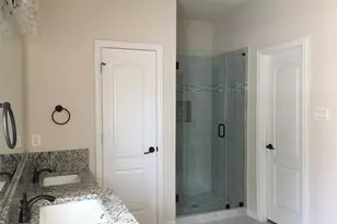 8904 Brook Hollow Dr, McKinney, TX 75072 - Photo 8