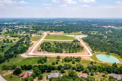 1031 Estancia Boulevard, Weatherford, TX 76088 - Photo 8