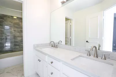 5104 Lincolnshire Court, Dallas, TX 75287 - Photo 30