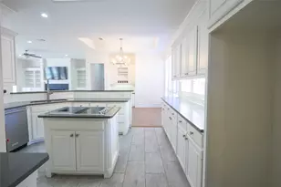 5104 Lincolnshire Ct, Dallas, TX 75287 - Photo 8