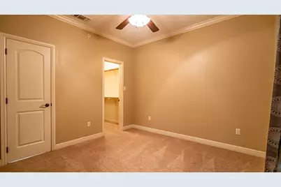 401 E Pearl Street #2103, Granbury, TX 76048 - Photo 18