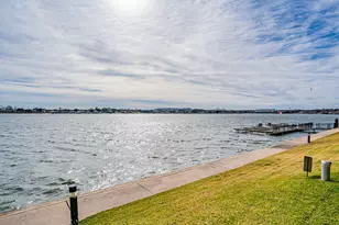 401 E Pearl St, Granbury, TX 76048 - Photo 32