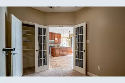 401 E Pearl Street #2103, Granbury, TX 76048 - Photo 16