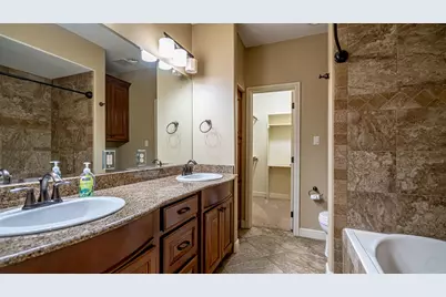 401 E Pearl Street #2103, Granbury, TX 76048 - Photo 24