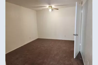 2612 Santa Barbara Drive, Grand Prairie, TX 75052 - Photo 8