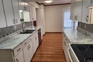 2612 Santa Barbara Dr, Grand Prairie, TX 75052 - Photo 6