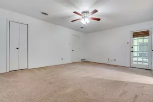 331 Swan Ridge Dr, Duncanville, TX 75137 - Photo 18