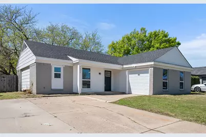 7317 Strawberry Way, Fort Worth, TX 76137 - Photo 4