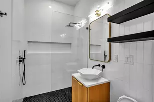 4721 Linnet Ln, Dallas, TX 75209 - Photo 34