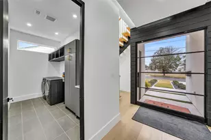 4721 Linnet Ln, Dallas, TX 75209 - Photo 32