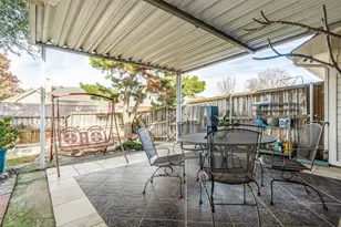 1805 Pecan View Dr, Garland, TX 75040 - Photo 22