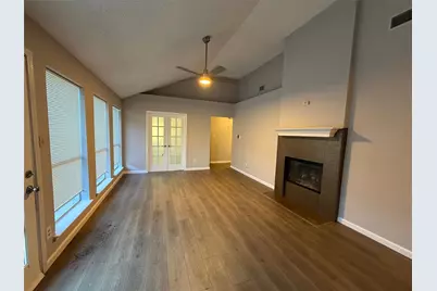 1208 Brookvalley Drive, Arlington, TX 76018 - Photo 4
