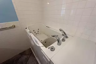 7401 Briar Rd, Azle, TX 76020 - Photo 10