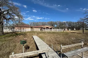 7401 Briar Rd, Azle, TX 76020 - Photo 16