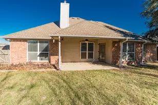 233 Cobblestone Cir, Red Oak, TX 75154 - Photo 20