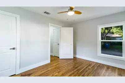 10523 Newcombe Drive, Dallas, TX 75228 - Photo 18