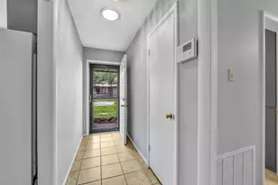 6324 Woodbine Dr, Fort Worth, TX 76112 - Photo 4