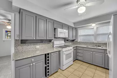 6324 Woodbine Drive, Fort Worth, TX 76112 - Photo 6