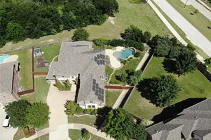 13606 Crianza Rd, Frisco, TX 75035 - Photo 2