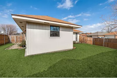 2022 Gallante Drive, Carrollton, TX 75007 - Photo 14