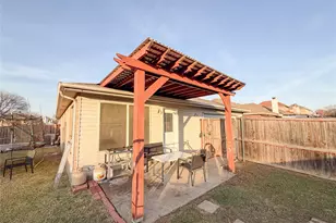 1436 Stella Dr, Lewisville, TX 75067 - Photo 32
