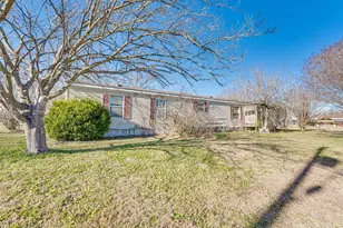 100 Zodiac Strait Rd, Ferris, TX 75125 - Photo 1