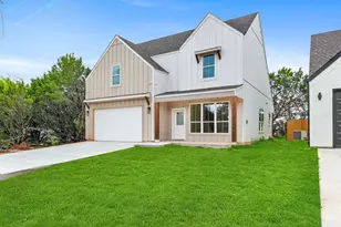 5639 Barkridge Dr, Granbury, TX 76048 - Photo 2