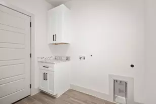 5639 Barkridge Dr, Granbury, TX 76048 - Photo 24