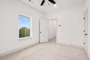 5639 Barkridge Dr, Granbury, TX 76048 - Photo 18