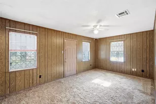 3820 Hiland Dr, Beverly Hills, TX 76711 - Photo 12