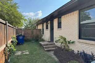 11321 Wyatt St, Dallas, TX 75218 - Photo 14