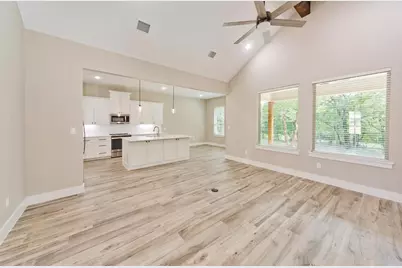 510 Palmetto Court, Runaway Bay, TX 76426 - Photo 4