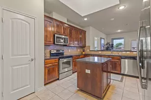 7709 Black Willow Ln, Arlington, TX 76002 - Photo 6