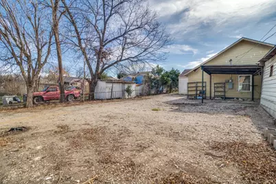 117 E Avenue E, Garland, TX 75040 - Photo 6