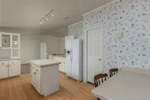 156 Northwoods Ct, Azle, TX 76020 - Photo 14