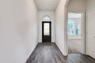 9329 Flying Eagle Ln, Fort Worth, TX 76131 - Photo 2