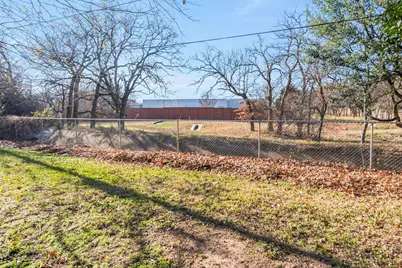 5306 San Mateo Court, Arlington, TX 76017 - Photo 32