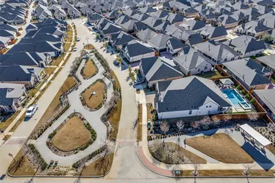 4820 Blackhawk Green Court, Arlington, TX 76005 - Photo 36