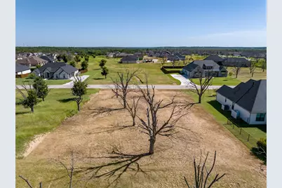 2711 Village Road, Granbury, TX 76049 - Photo 14